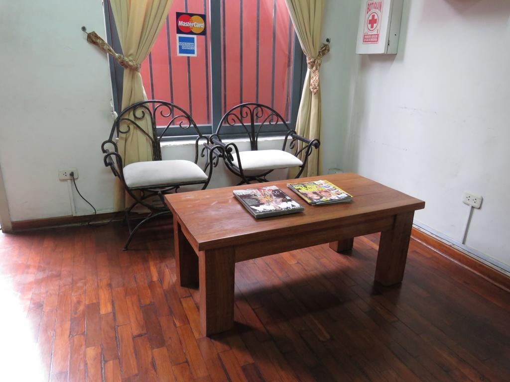 Casa Hualpa Hostel Lima Zewnętrze zdjęcie