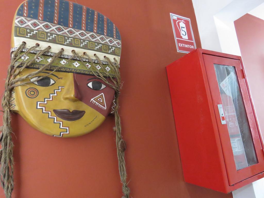 Casa Hualpa Hostel Lima Zewnętrze zdjęcie