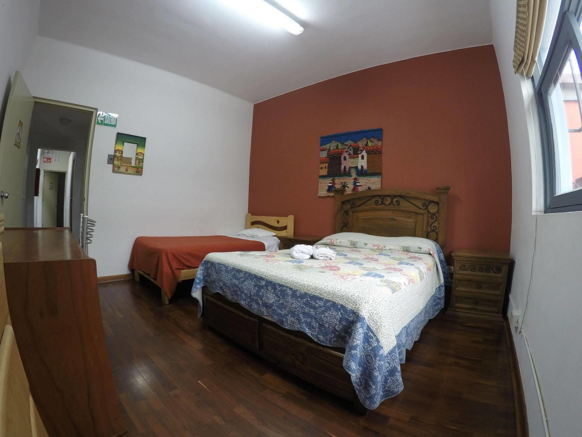 Casa Hualpa Hostel Lima Zewnętrze zdjęcie